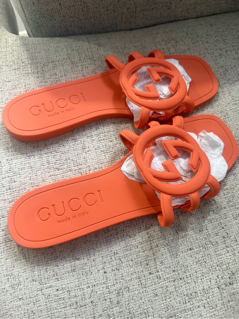 Gucci Orange Interlocking GG Slide Sandals - Picture 4 of 4